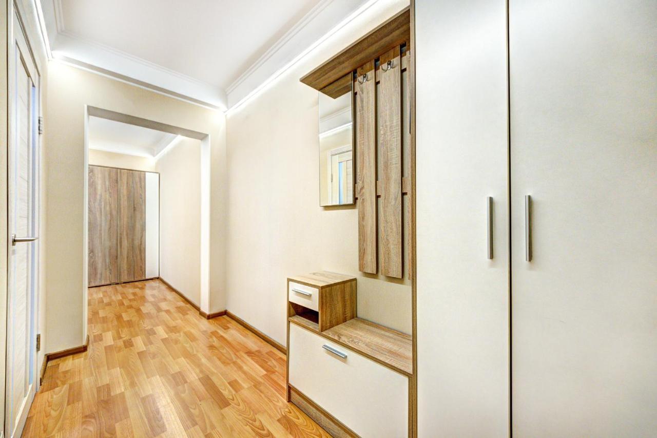 Apartments Near Ocean Plaza Druzhby Narodov Boulevard 8A Κίεβο Εξωτερικό φωτογραφία